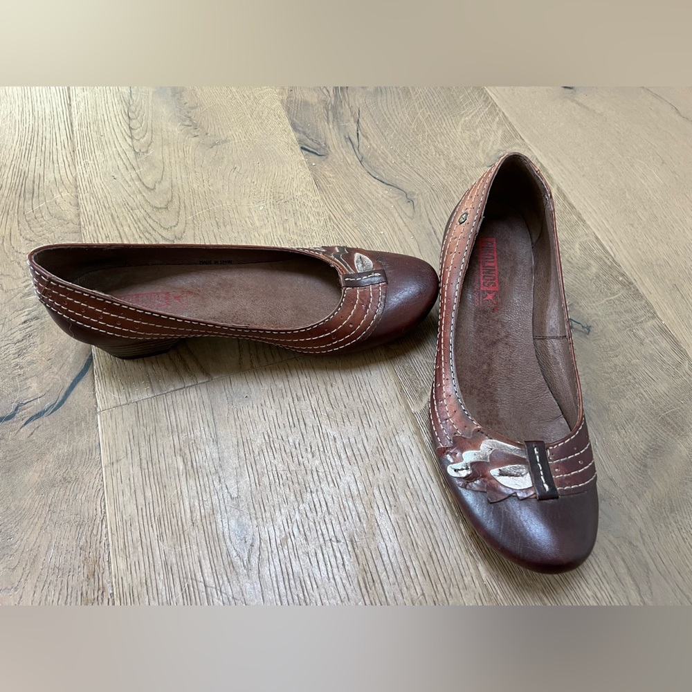Pikolinos gorgeous brown leather low heeled women’s shoes in size 6.5 - Picture 2 of 15